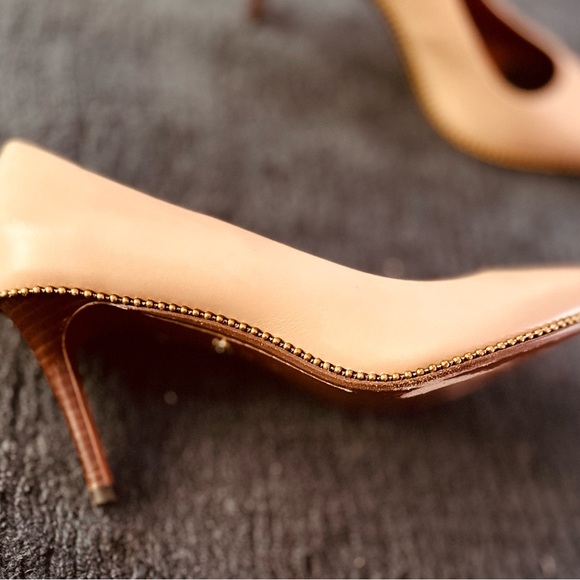 Coach - Bead Chain Pump - Color Beechwood - Picture 5 of 7